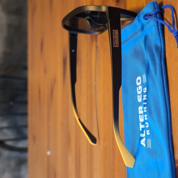 Alter Ego Running Sunglasses - Picture 3 of 4